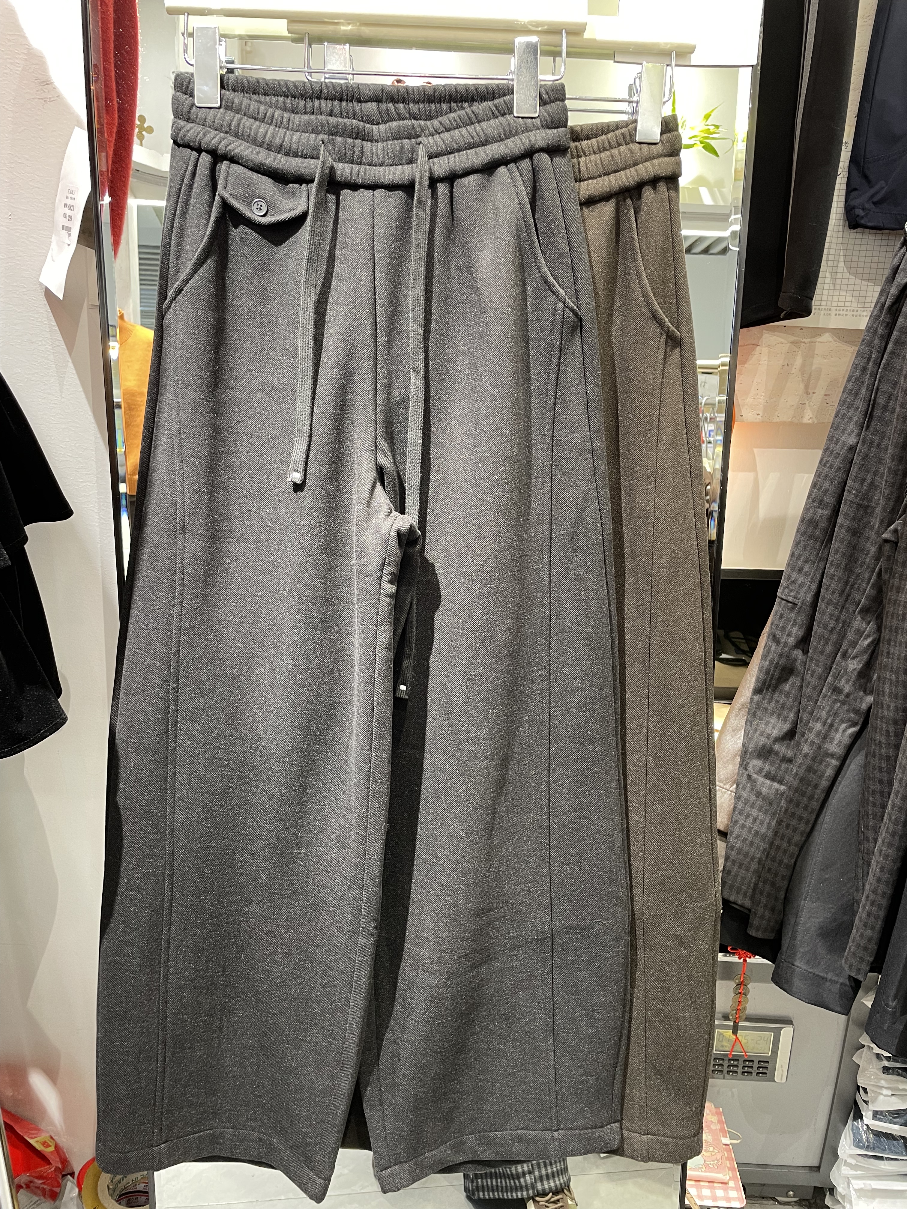 欧妮时格2689冬季呢子加绒加厚抽绳百搭显瘦直筒裤小个子弯刀女裤