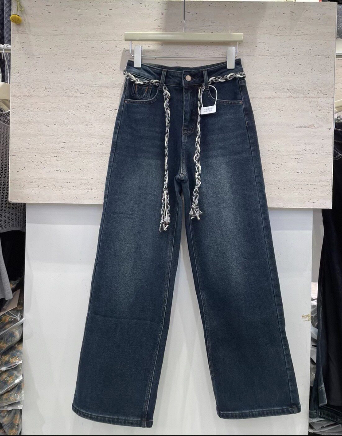 今喜7807-1冬季植绒系带高腰阔腿牛仔裤宽松显瘦直筒小个子女裤子