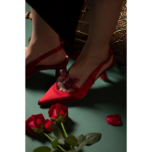 薮椿红色婚鞋原创蝴蝶水钻复古