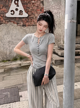 K2 ONLINESTORE 简约纽扣灰色短袖T恤衫女经典条纹休闲长裤两件套