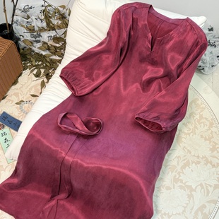 胸围102 过膝连衣裙纯色长裙 裙长116 重锻砂洗大王缎V领中袖 728