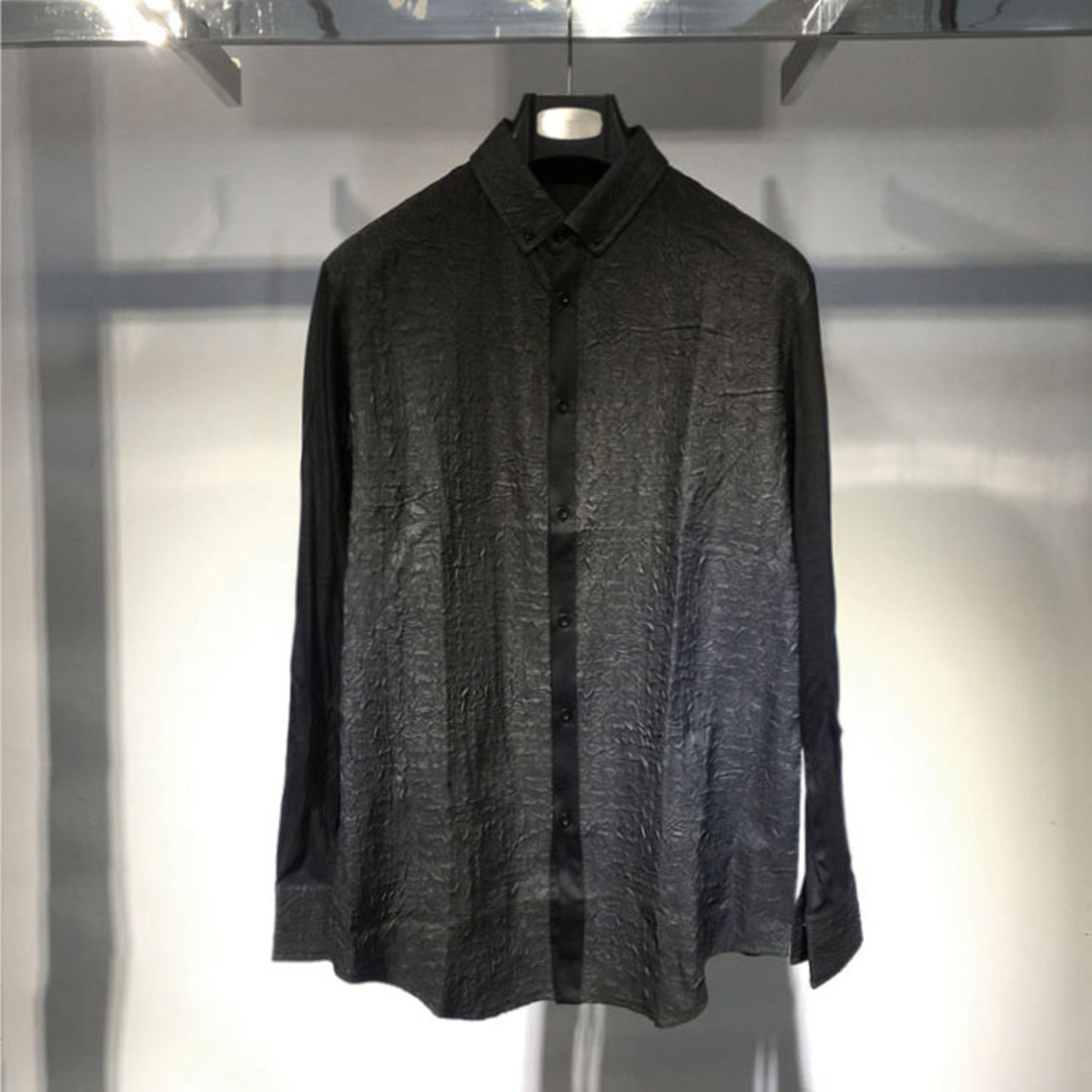 热卖春秋薄款长袖t恤 男商务休闲 翻领扣领时尚 皱纹工艺黑色上衣