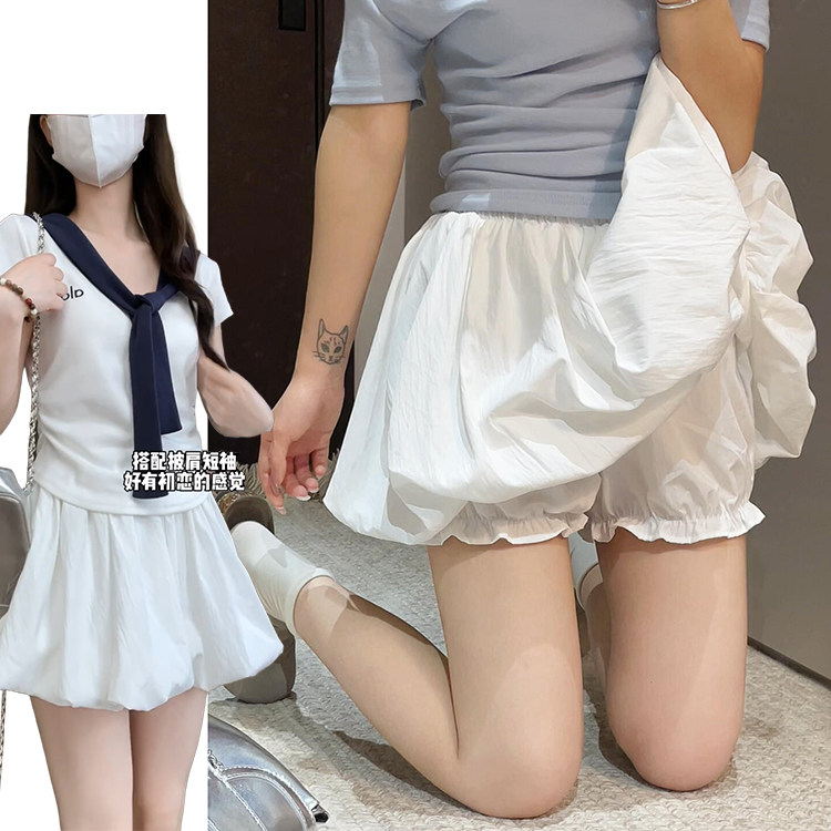 白色甜美感南瓜短裤女夏季2026新款多巴胺减龄显瘦灯笼花苞短裙裤