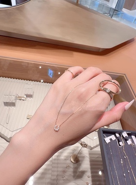 Ordi秋季新款复古轻奢马蹄U型珍珠项链简约气质锁骨项链