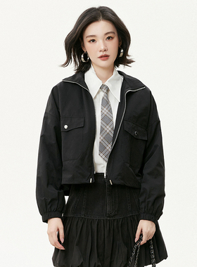 2025年秋装Outlets专柜 高端YJ系列运动风长袖上衣减龄立领外套女