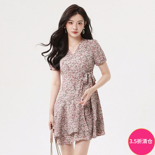 洋气减龄碎花连衣裙女