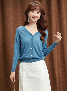 2025年秋装Outlets专柜 MO系列舒适质感长袖上衣微弹纯色针织衫女