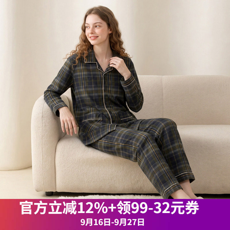 格纹上衣+休闲裤子两件套装