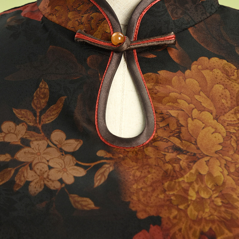 아울렛 카운터  QP 여름 옷 2024 새로운 복고풍 우아한 슬림 엉덩이 엉덩이 새로운 중국 치파오