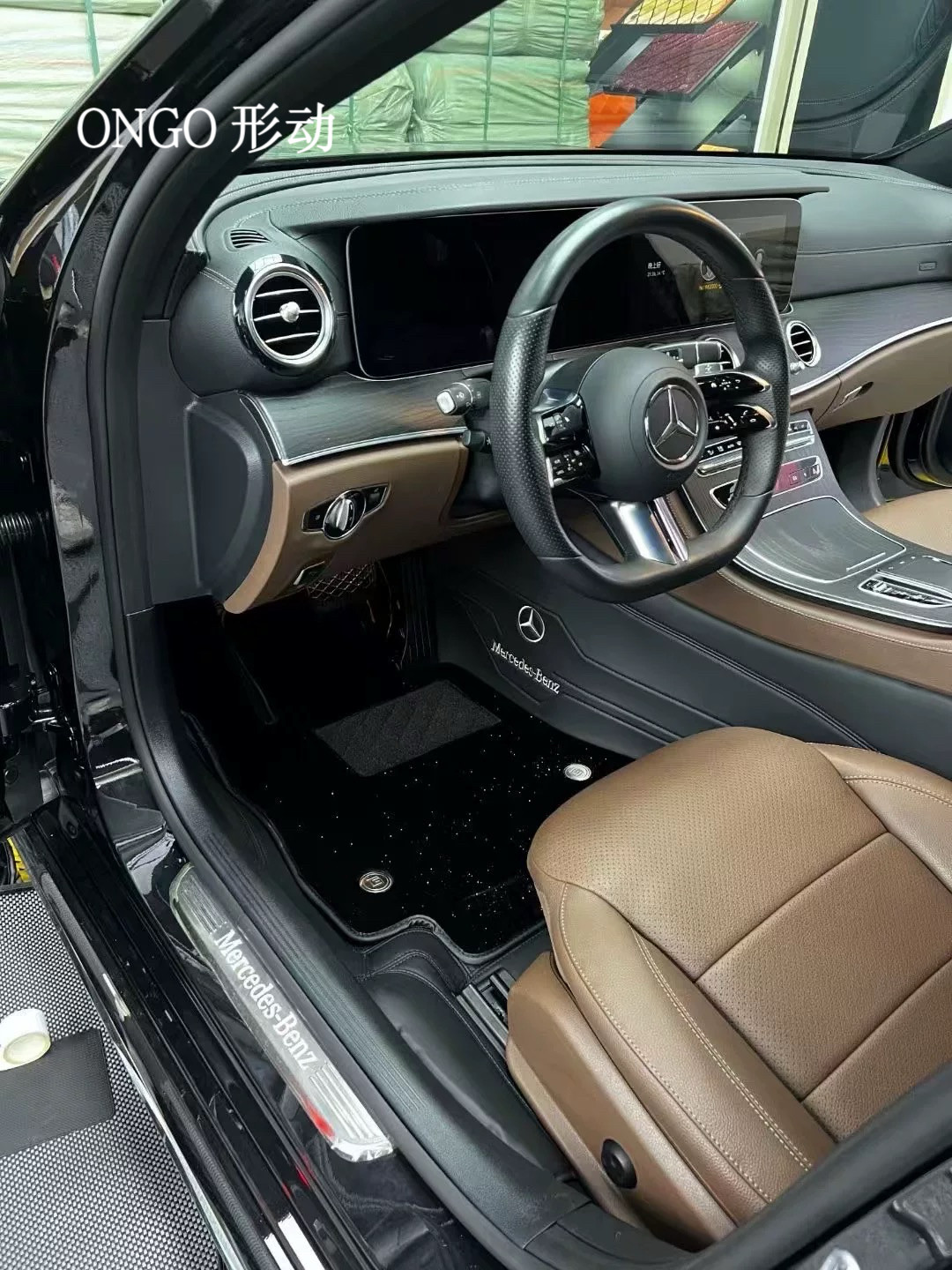 ONGO形动专用奔驰 C260 C200LGLCA200 E260ML350GLE450全包围脚垫
