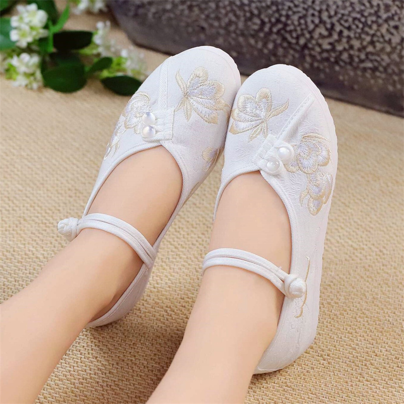 内增高复古汉服绣花鞋旗袍茶艺鞋