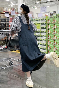 ootd穿搭日韩系牛仔背带连衣裙女春秋2025超火学院风长裙两件套装图片