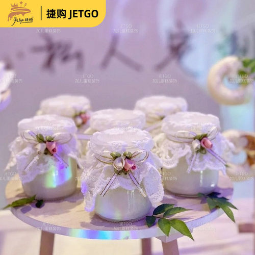 蕾丝布丁杯封口布白绿婚礼甜品台