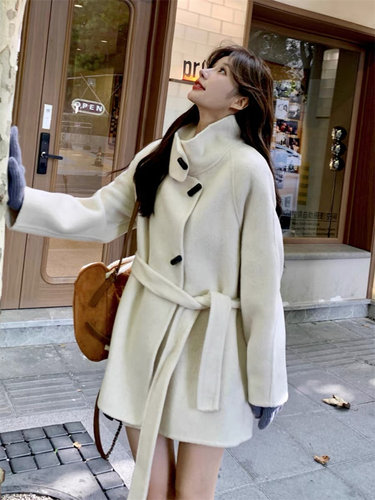 米白色毛呢外套女小个子短款秋冬