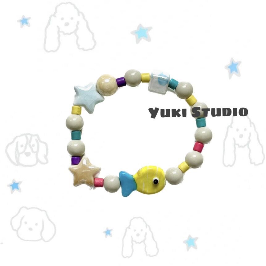 多彩小鱼原创手工串珠小鱼手链陶瓷童趣可爱小众彩色复古童趣ins