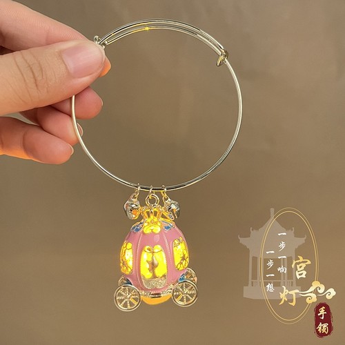 古风手镯发光灯笼宫廷仙气手环镯子日常气质百搭手饰流苏饰品女生