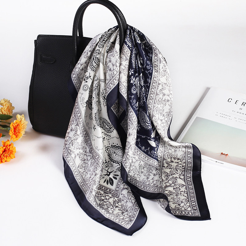 丝巾小方巾女秋冬百搭春夏季新款围脖护颈真丝围巾防晒护脖子领巾