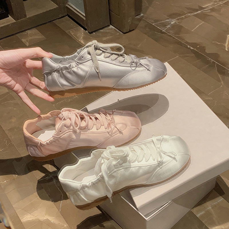 羊皮版~系带骑行运动休闲鞋女夏季新款蝴蝶结缎面芭蕾平底德训鞋