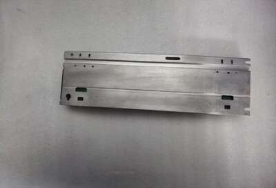 三菱PLC底版R38B无包装末使用过.