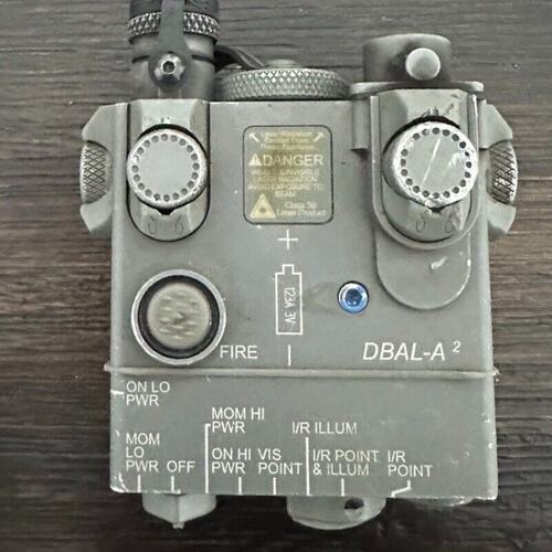 Dbal A2/PEQ 15 全功率红色 Vis 激光/(议价）