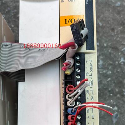 TM2DOCKN两个,一个安装脚破,TM2ALM3LT两个