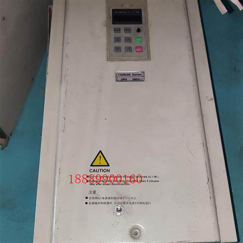 德力西变频器CDI9200-G030T4/P037T4,30
