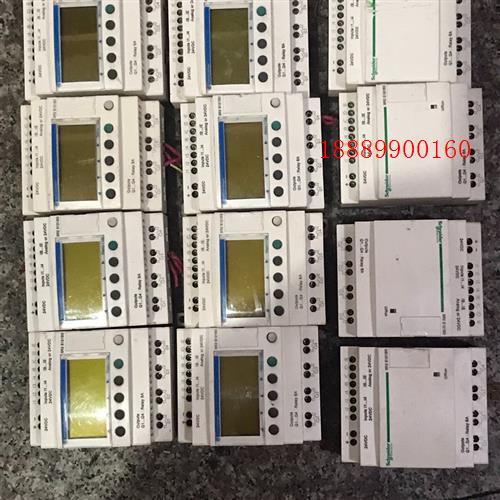 施耐德SR2B121BD可编程逻辑控制器,二手拆机,大部分