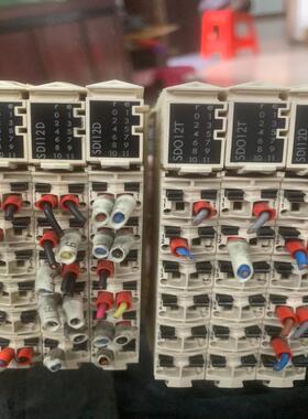 施耐德扩展模块TM5SDO12T(3个）TM5SDI(询价）