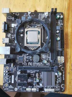 拆机技嘉H81M-S1+G1840成色不错有看中的下单