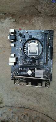 拆机华硕B250M+i37100CPU8G内存成