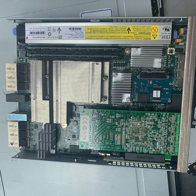 IBM 90Y7689 V3500/v3700/v5000控(议价）