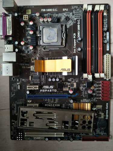 华硕P5P43TD+Q8300四核套装内存通道四通道