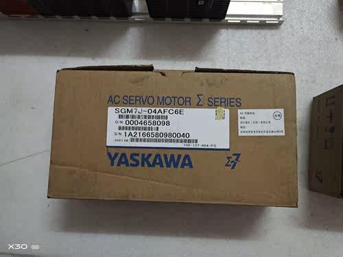 现货安川电机七系400wSGM7J-04A