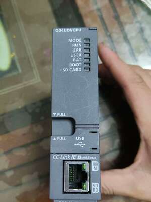 三菱Q系列PLCQ04UDVCPU,二手拆机,9.5新以上