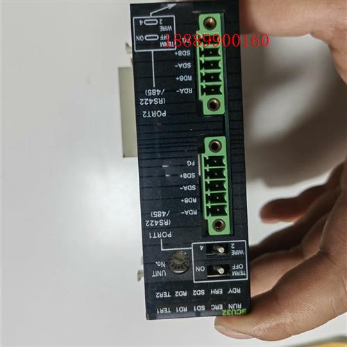 欧姆龙模块CJ1W-SCU32成色很新一个
