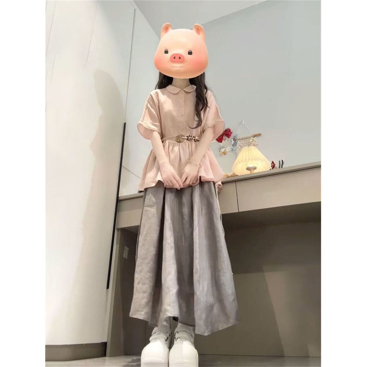 粉色娃娃领衬衫+连衣裙