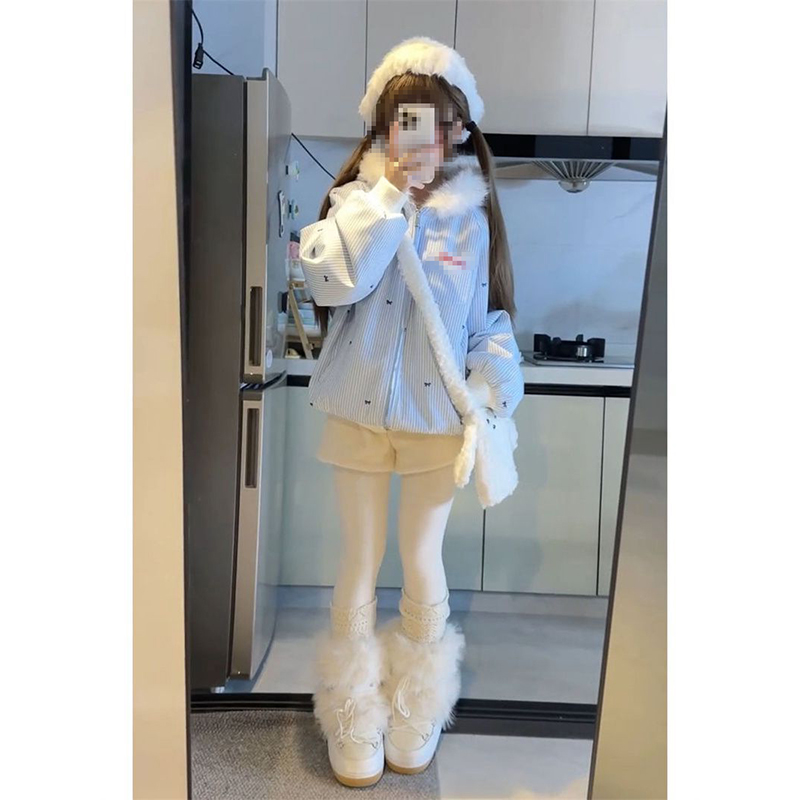 不撞款冬季毛茸茸棉衣外套