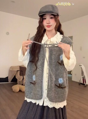 高级感三件套灰色背心针织马甲条纹学生衬衫搭配高腰格子半身裙