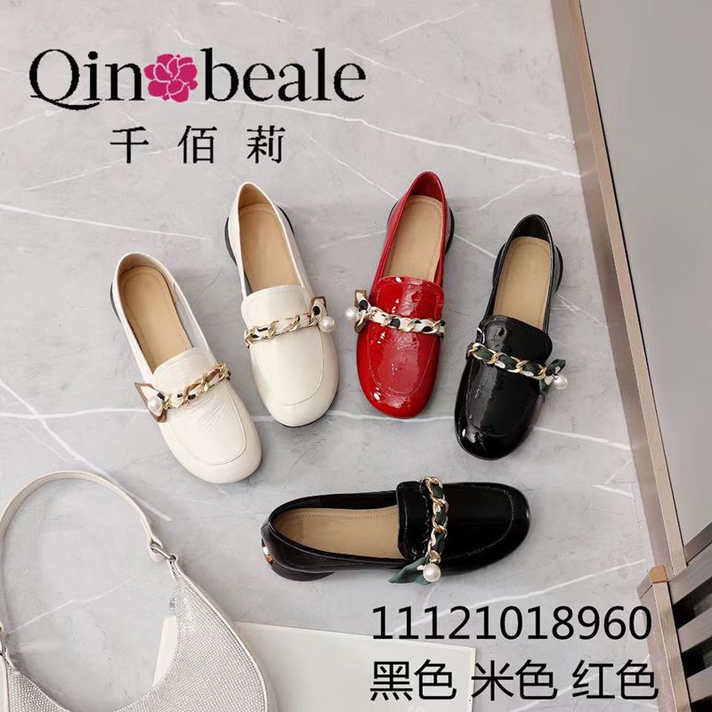 千佰莉2021秋新款8960乐福豆豆女单鞋金属套脚方头