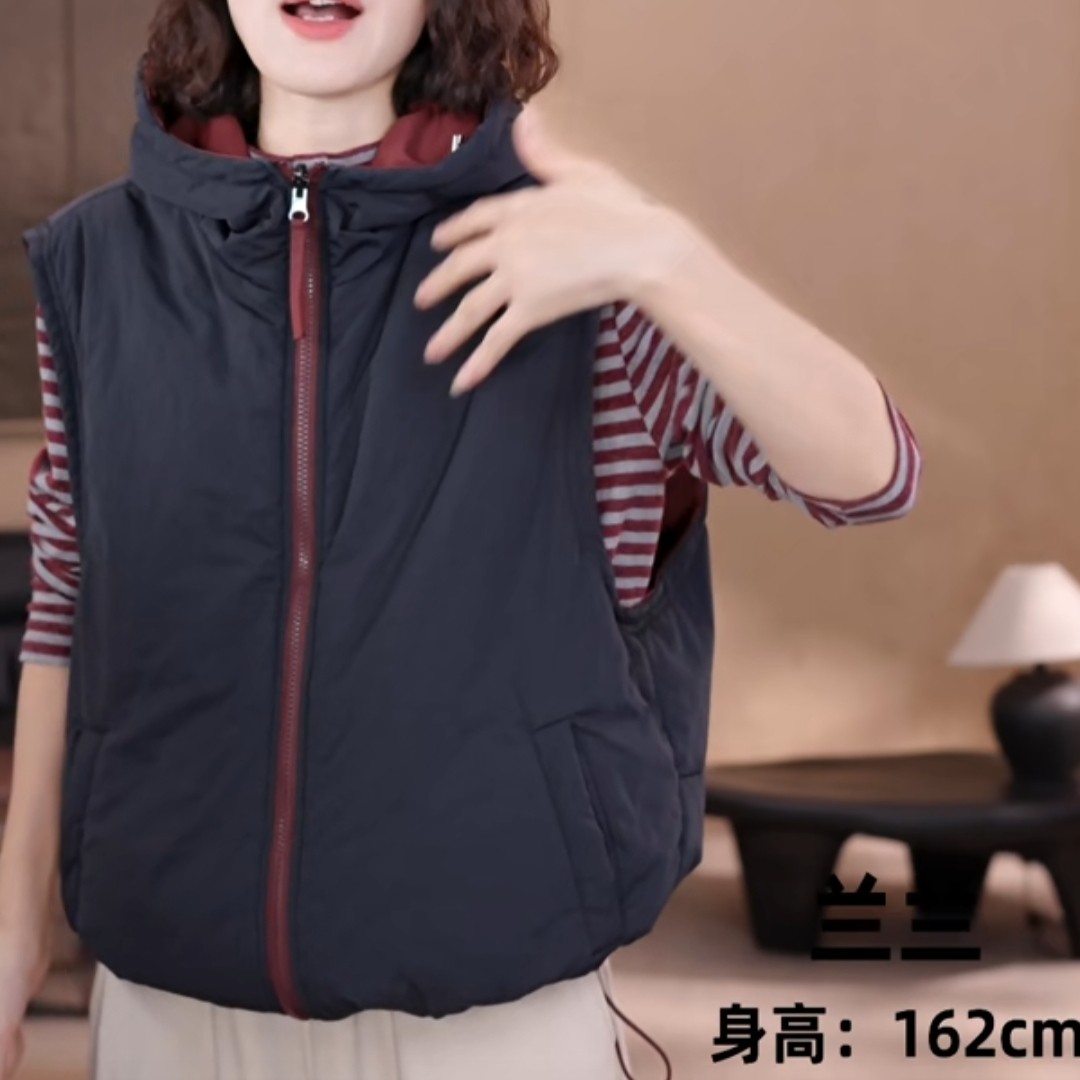 【冰冰一号店】新秋款0028 双面穿连帽加棉马甲休闲百搭精品