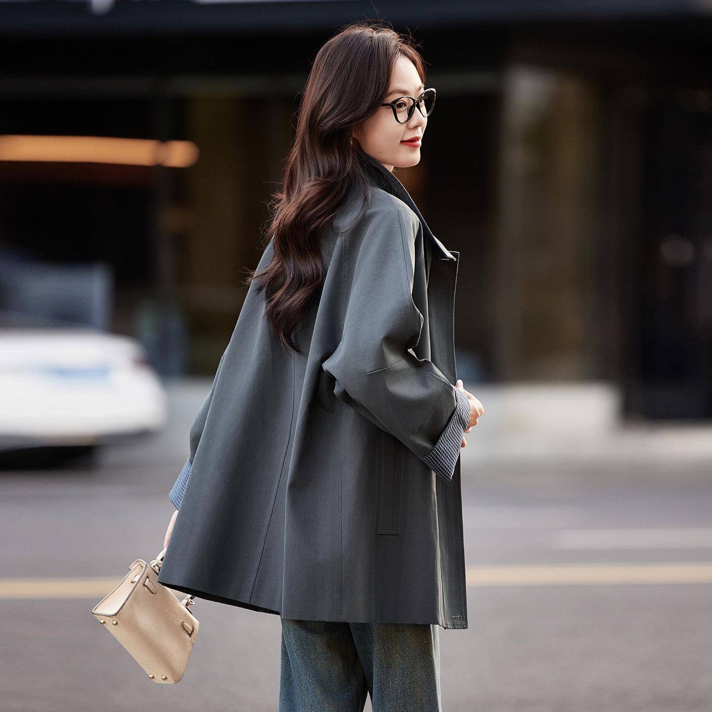 025秋季新款韩GE2581-0版宽松纯色工装翻G领长袖2长款风衣外中套