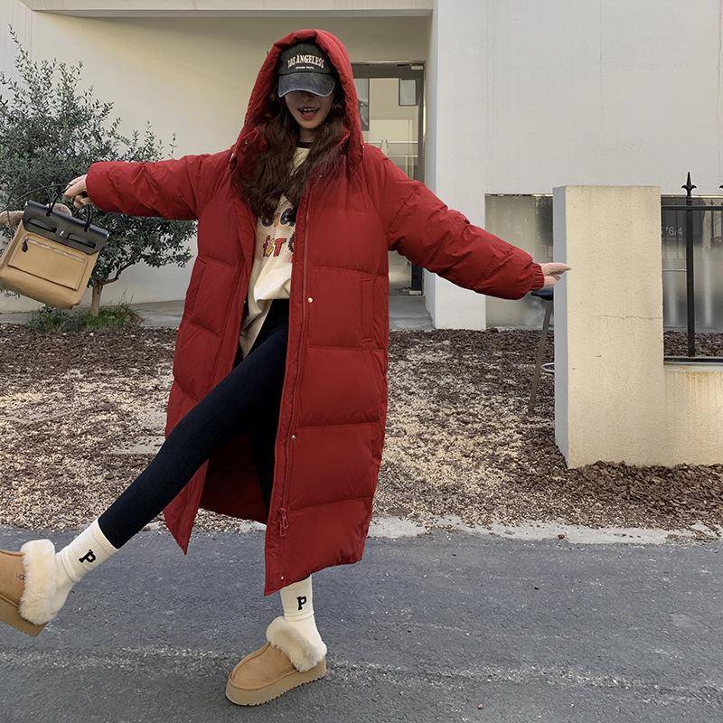 红色长款过膝加9羽绒D084-622服女2025冬季新款宽松厚0门白鸭绒新