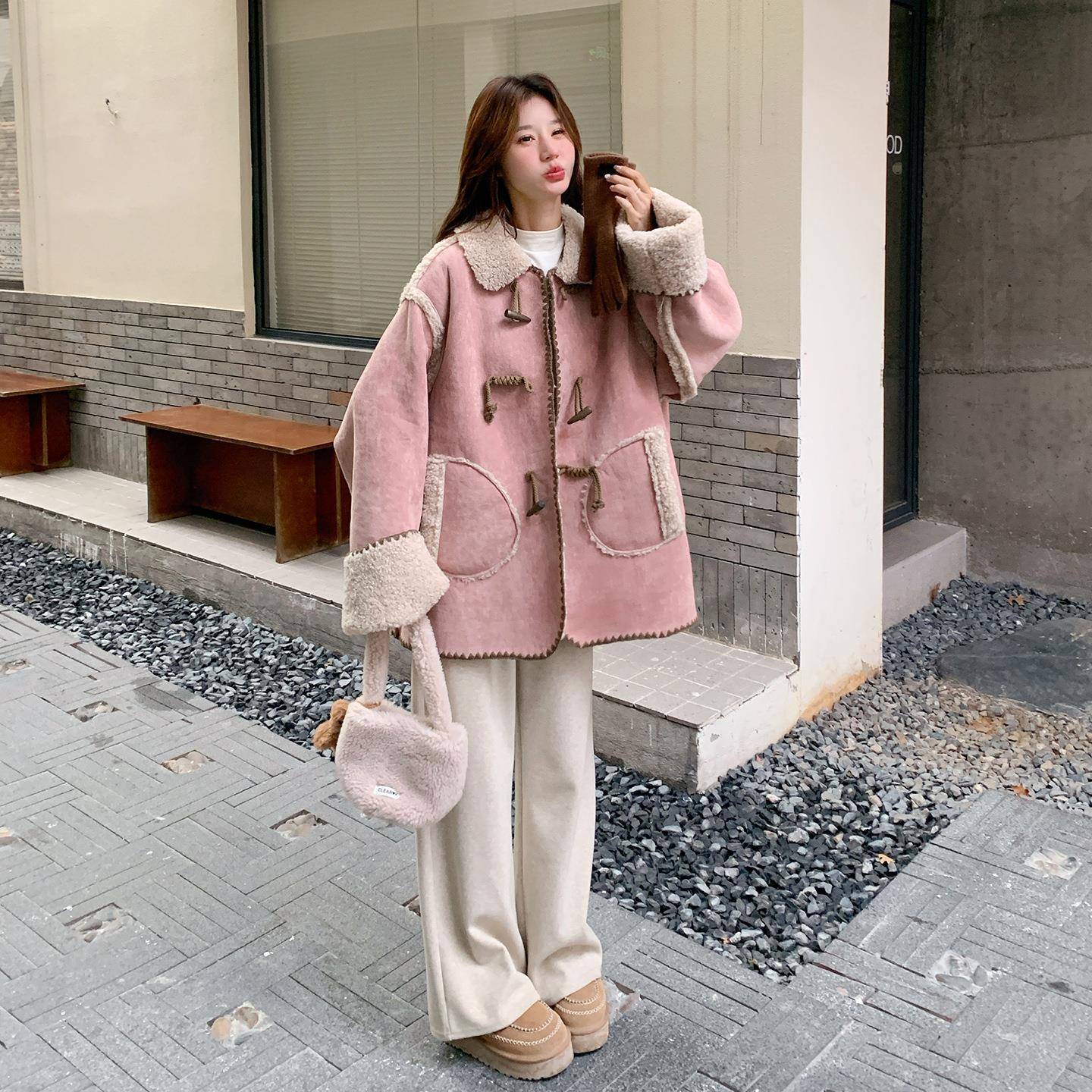 粉色仿皮毛一体羊羔毛棉服外套女205韩系宽2松小个子c292- 25牛扣