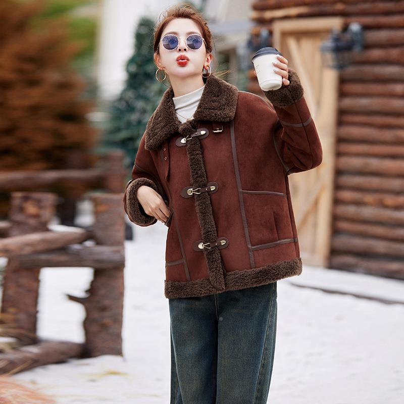 皮毛一体羊羔毛厚外套女冬2上04新款小个子SP6031-12仿鹿皮绒夹克