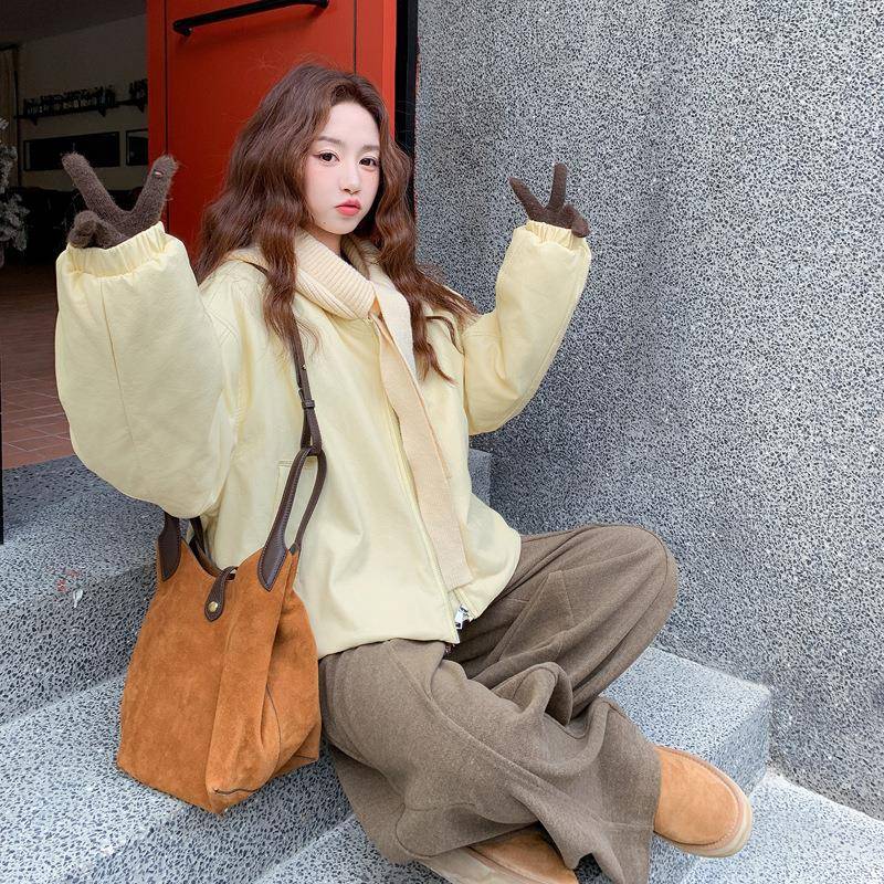 奶黄色针织拼接冬短款连帽羽绒服女2025小个D012-951暖减龄保白鸭