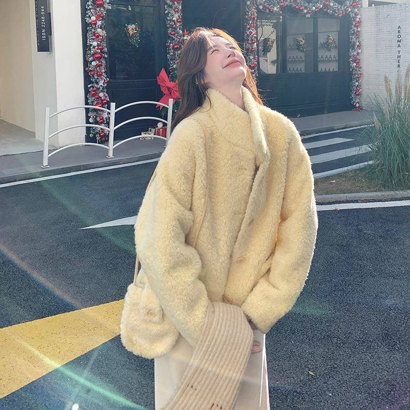 奶黄色仿皮毛一体女羊羔毛外套冬20加2新款好5看的加b113-513绒厚