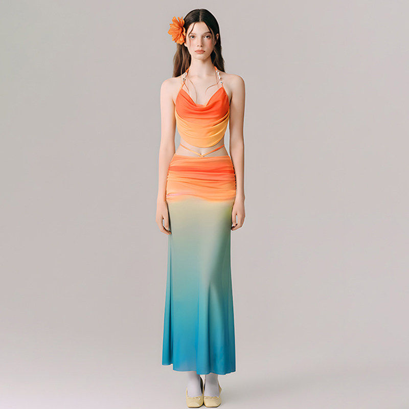 徐苏苏 ins绝美高颜值2025新款高级感保守海边度假温泉长裙泳衣女