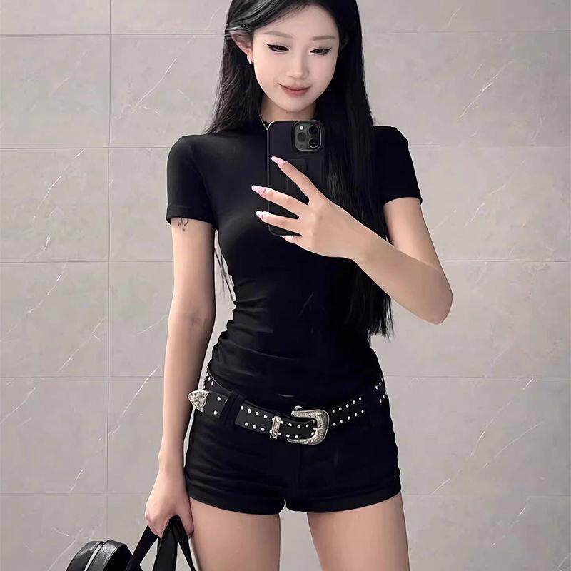 皮带辣妹女款铆钉金属扣炫酷