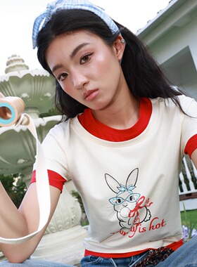 FONS32撞色拼接假两件圆领修身上衣兔子印花正肩短袖T恤女