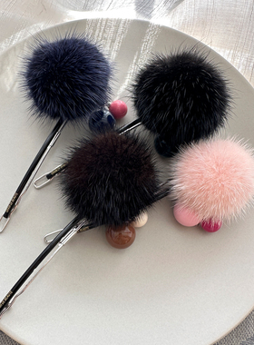 韩国进口AZNAVOUR/GRAIN de BEAUTE秋冬毛球一字夹 马尾发夹 顶夹